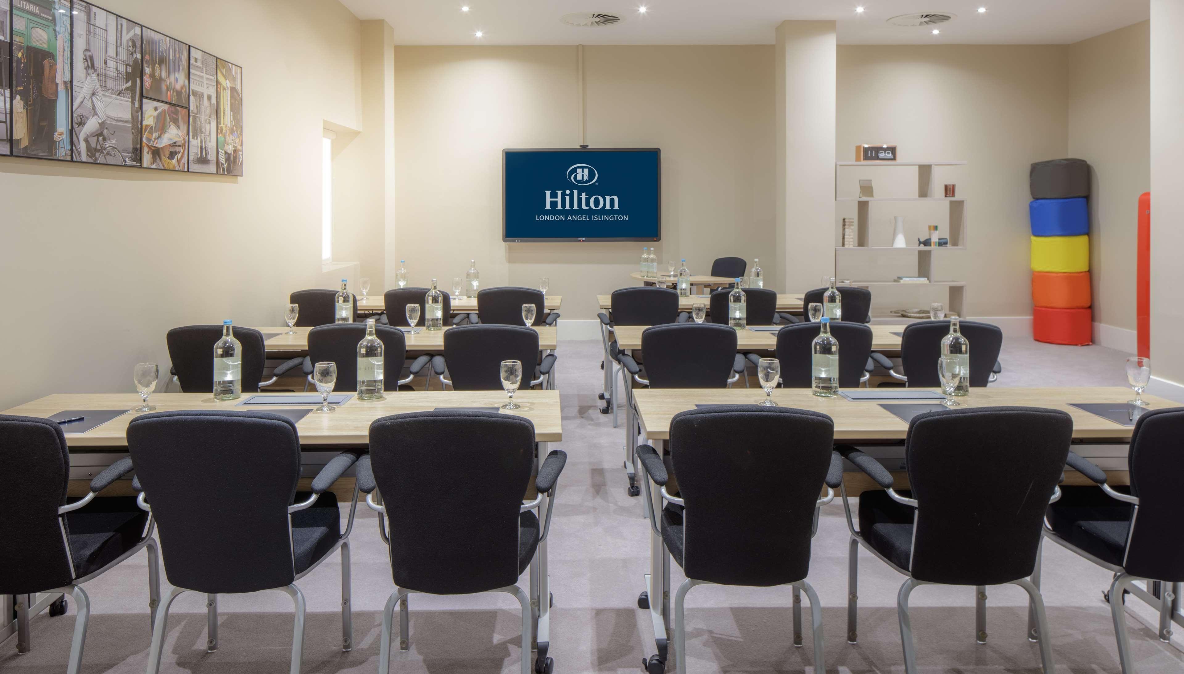 Отель Hilton London Angel Islington Экстерьер фото